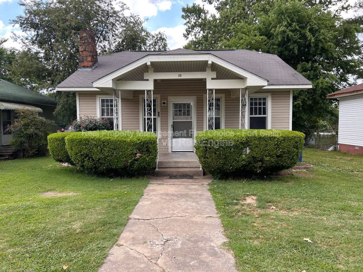 House for rent at 811 N 41st St, Fort Smith, AR 72903