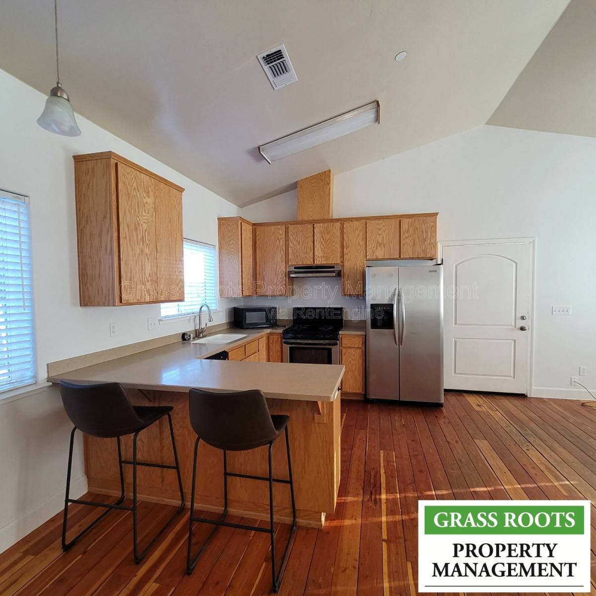 Apartment for rent at 152 1 2 W Empire St, Grass Valley, CA 95945