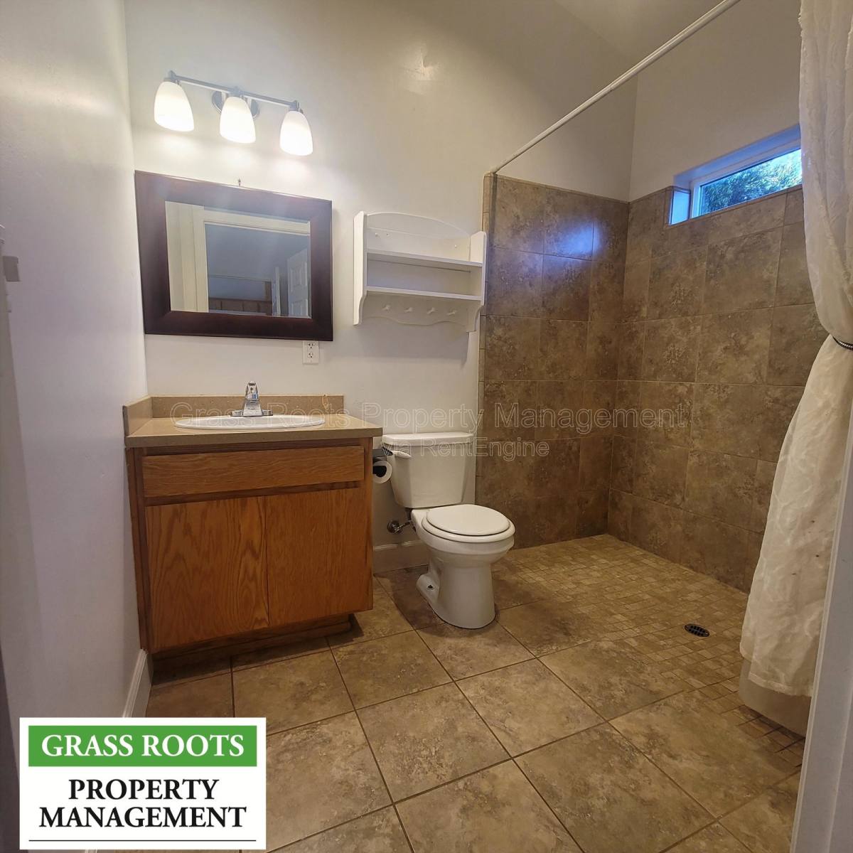 Apartment for rent at 152 1 2 W Empire St, Grass Valley, CA 95945
