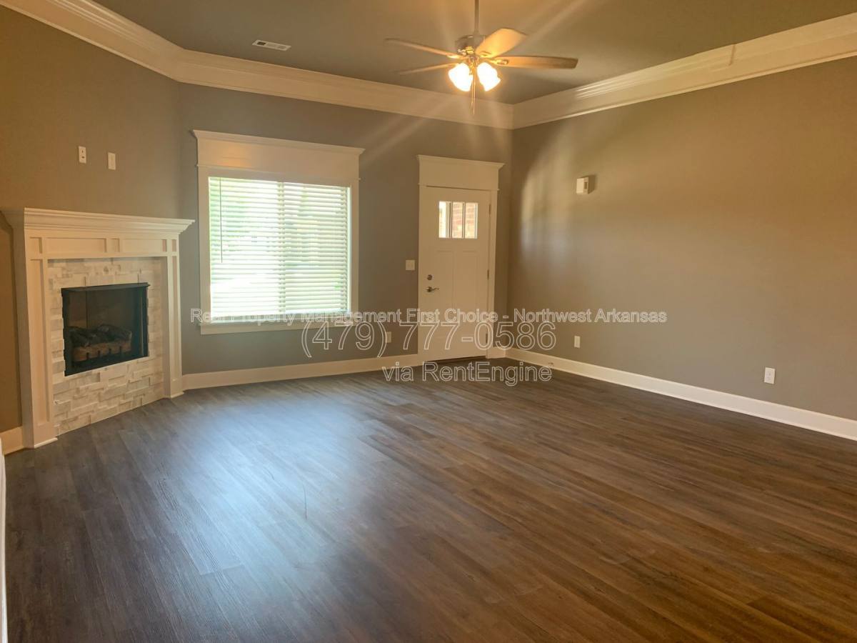 House for rent at 537 Buckboard Rd, West Fork, AR 72774