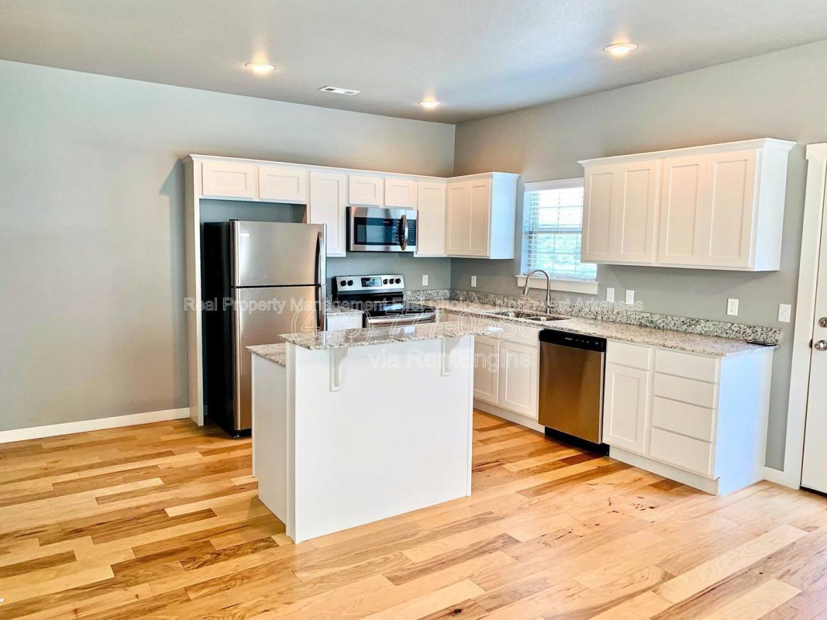 Condo for rent at 2770 W Cottonwillow Way, Fayetteville, AR 72704