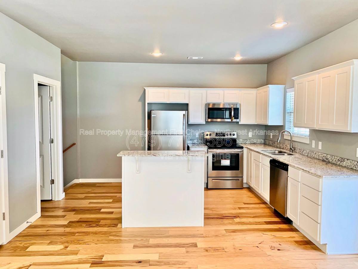 Condo for rent at 2770 W Cottonwillow Way, Fayetteville, AR 72704