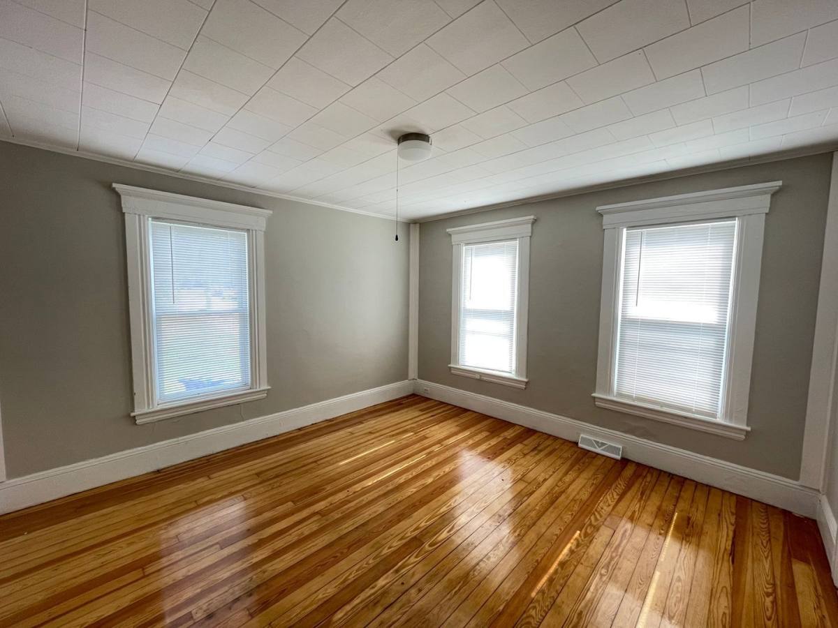 Apartment for rent at 336 Amherst St #1, Manchester, NH 03104