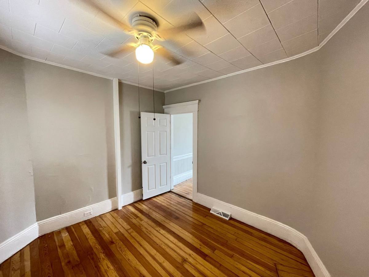 Apartment for rent at 336 Amherst St #1, Manchester, NH 03104