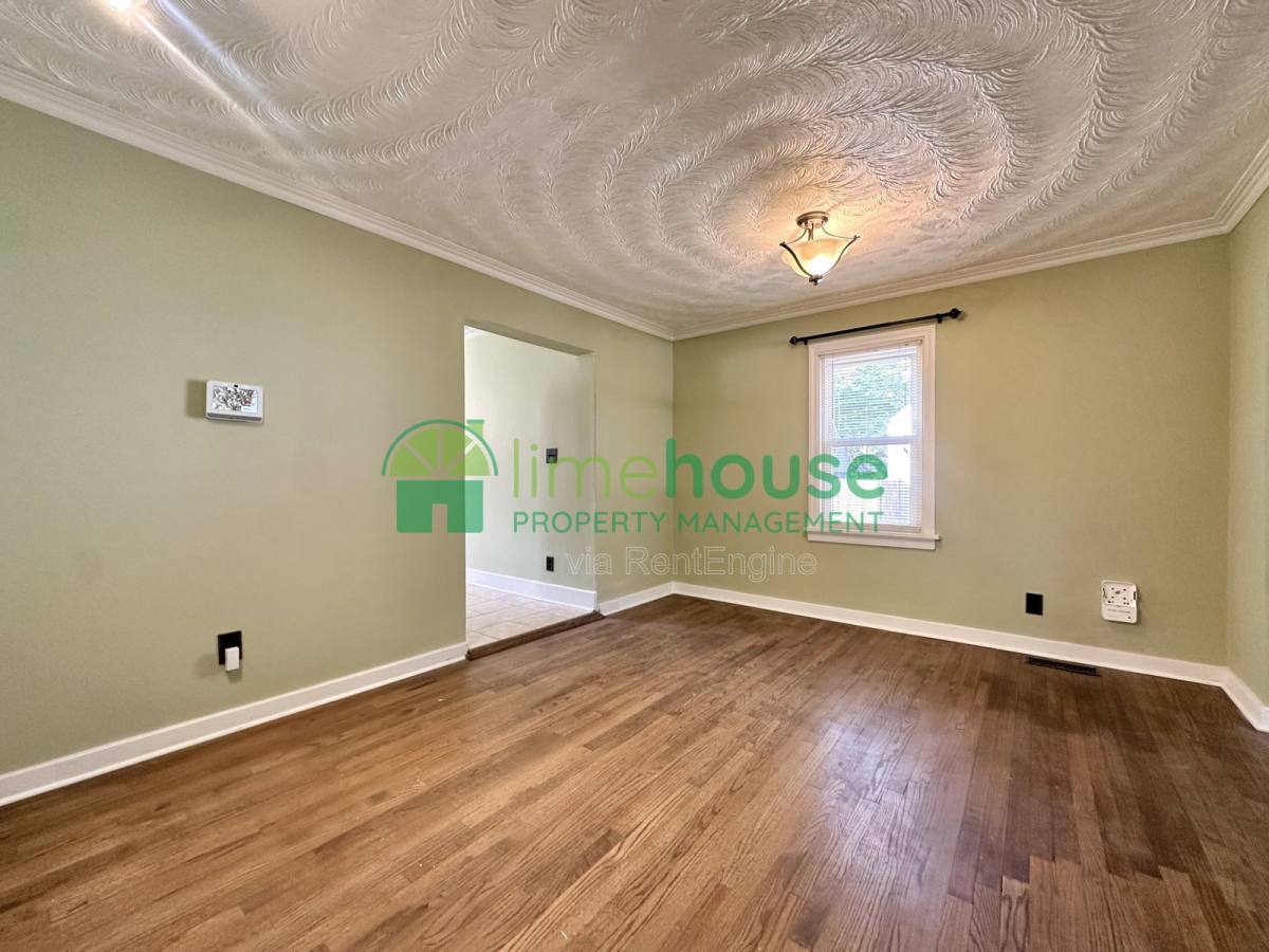 House for rent at 8107 Old Ocean View Rd, Norfolk, VA 23518