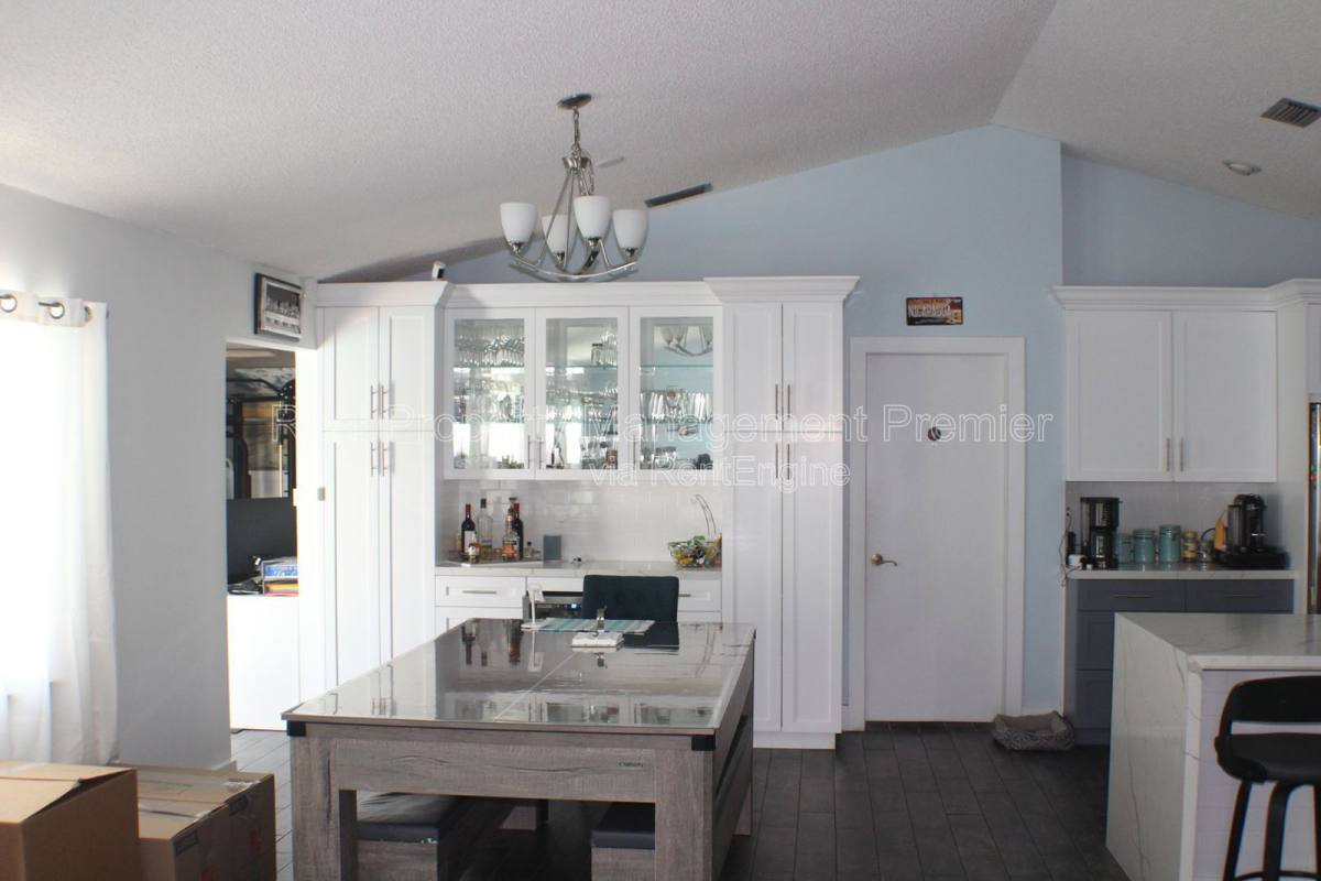 House for rent at 1317 SW 82nd Ave, Pompano Beach, FL 33068