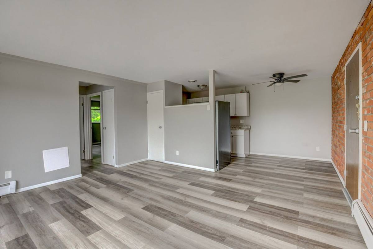 Apartment for rent at 1590 Glen Parker Ave #8, Cincinnati, OH 45223