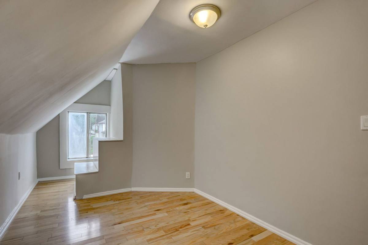 Apartment for rent at 1438 Pullan Ave #2, Cincinnati, OH 45223