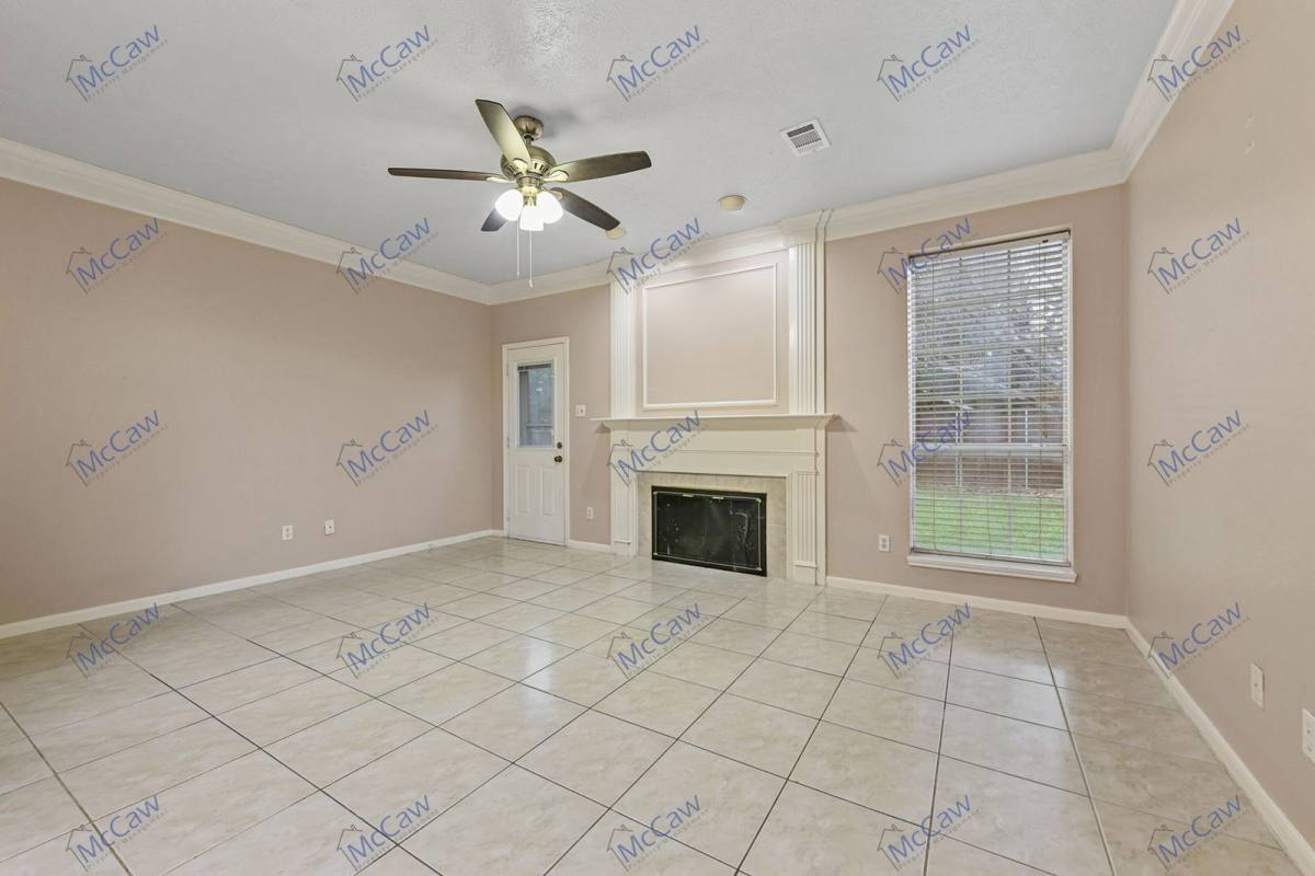 House for rent at 3211 Wessex Circle, Richardson, TX 75082
