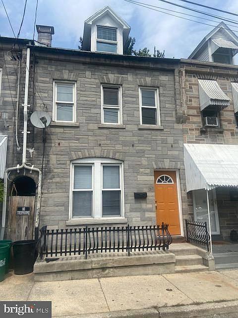 Apartment for rent at 31 New Dorwart St, Lancaster, PA 17603