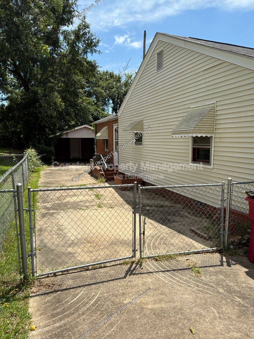 House for rent at 3069 Somerset Dr, Macon, GA 31206