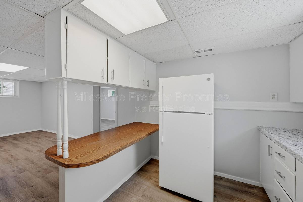 Apartment for rent at 310 S Barrett Ave #101, Denison, TX 75020