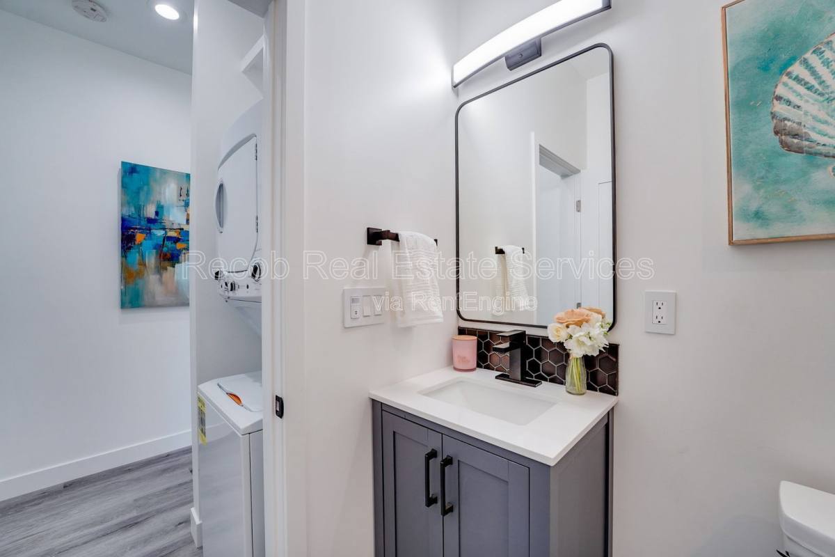 Apartment for rent at 3669 Budd St #3663 3673, San Diego, CA 92111