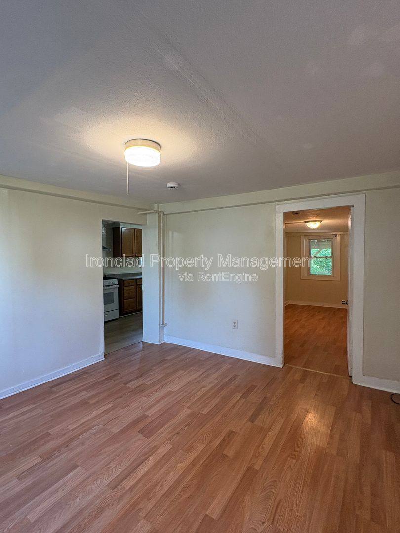 Apartment for rent at 84 Mill St #1, Middletown, CT 06457