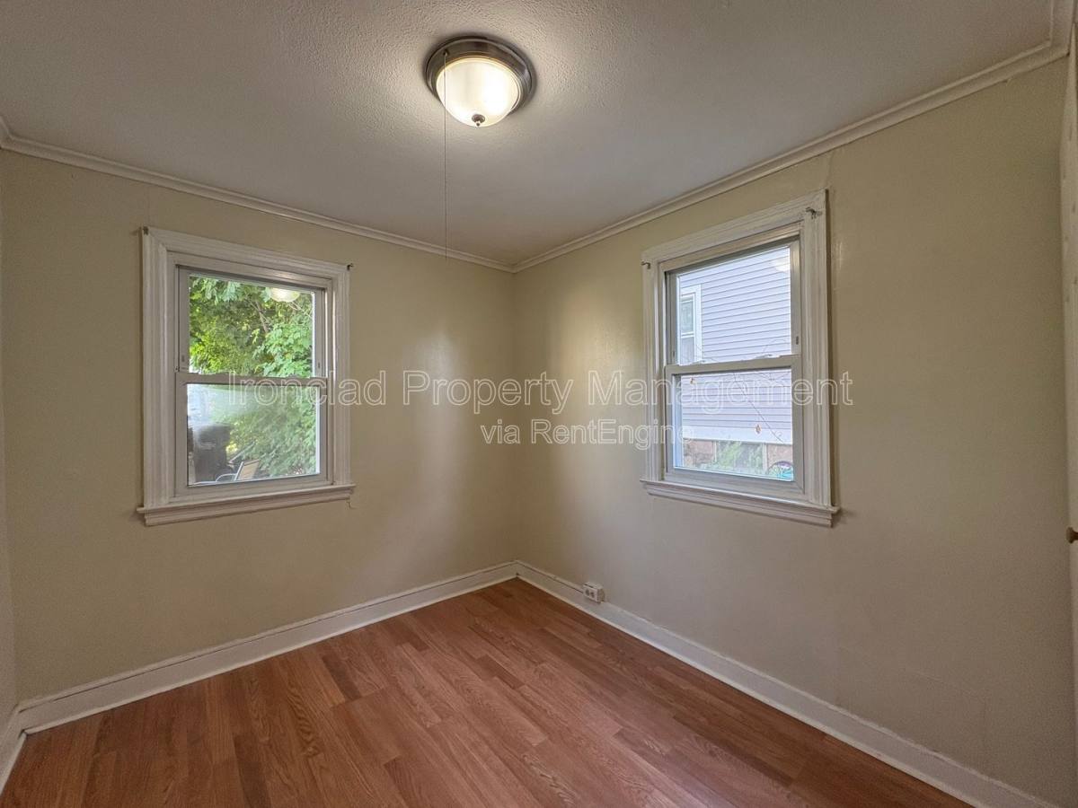 Apartment for rent at 84 Mill St #1, Middletown, CT 06457