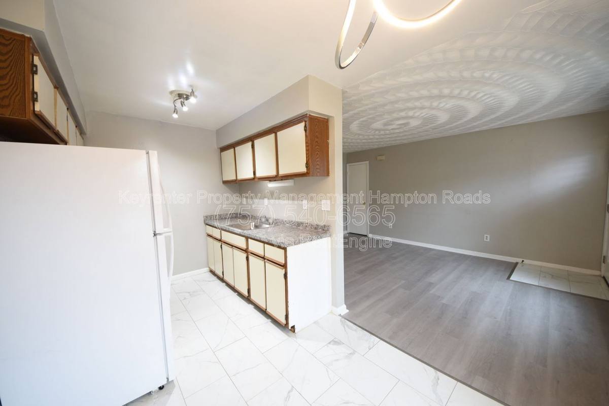 Apartment for rent at 405 Clifton St #A, Norfolk, VA 23523