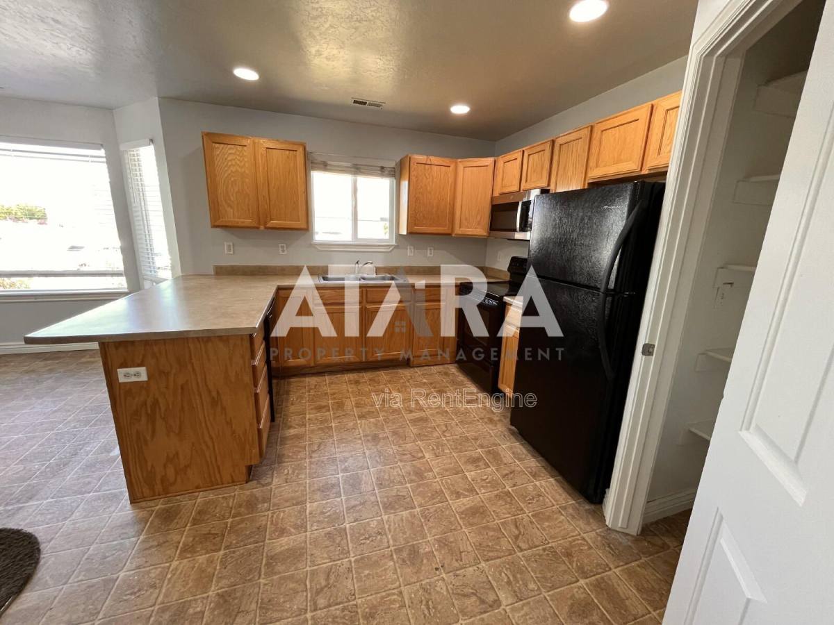 Apartment for rent at 2473 W 5400 S, Salt Lake City, UT 84129