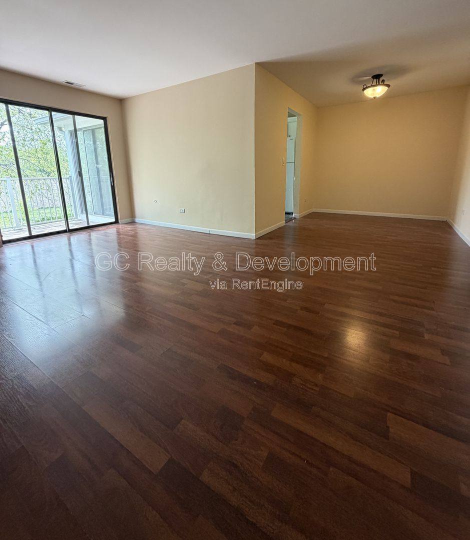 Apartment for rent at 871 Yosemite Trail #C, Roselle, IL 60172