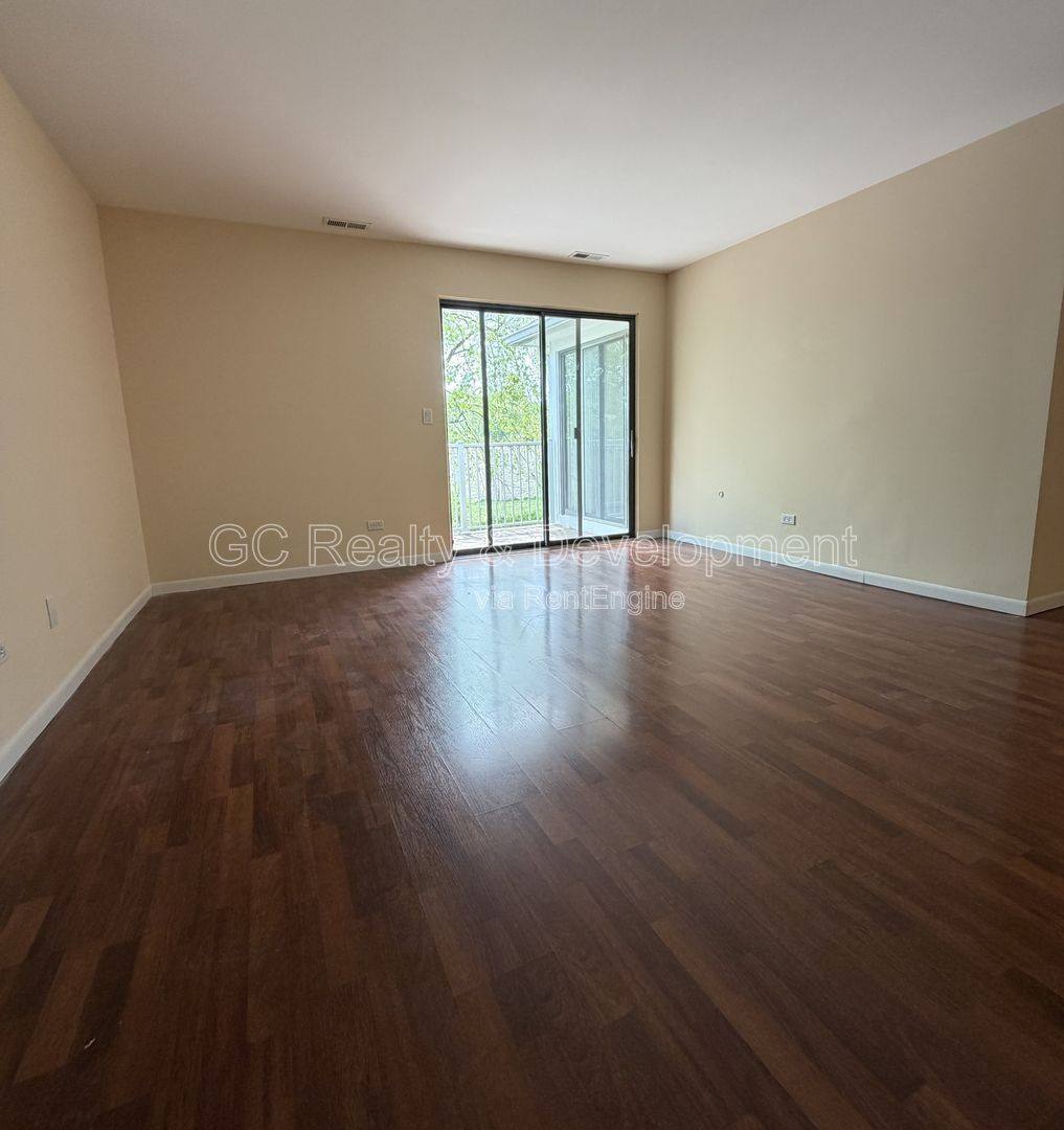 Apartment for rent at 871 Yosemite Trail #C, Roselle, IL 60172