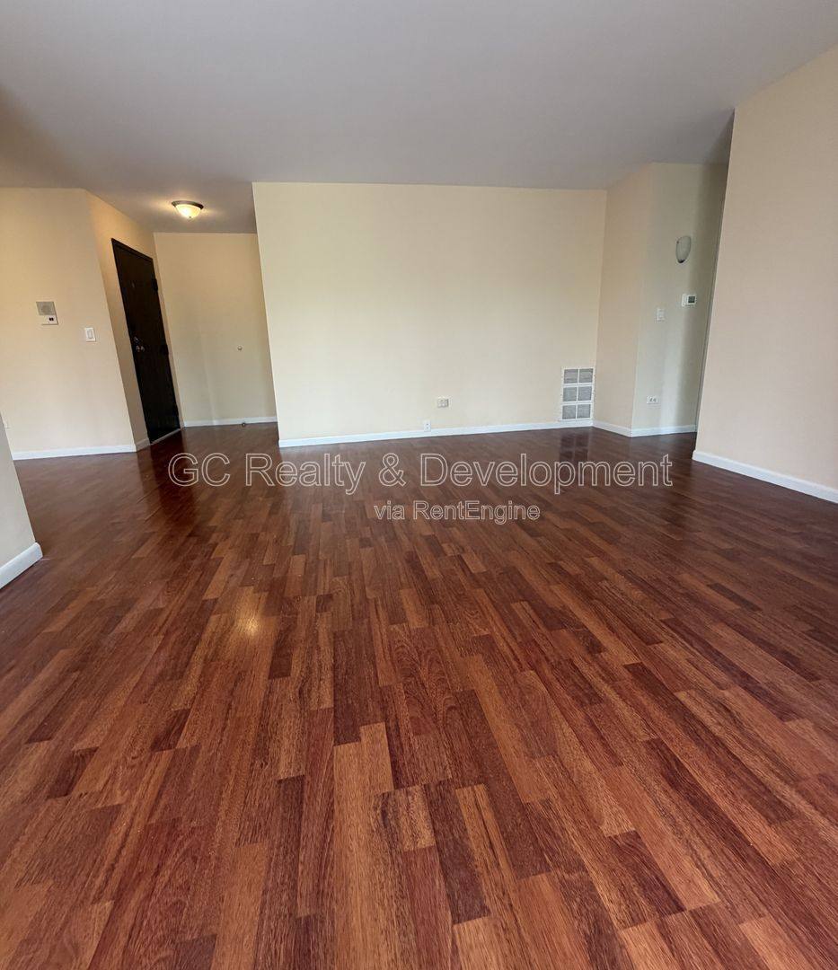 Apartment for rent at 871 Yosemite Trail #C, Roselle, IL 60172