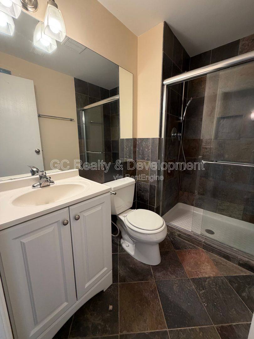 Apartment for rent at 871 Yosemite Trail #C, Roselle, IL 60172