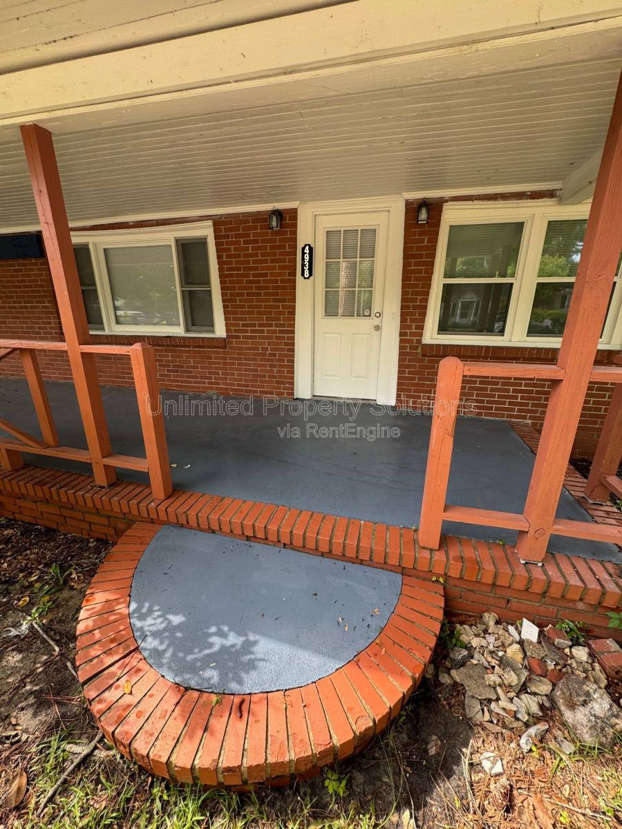 House for rent at 4938 Wrightsville Ave, Wilmington, NC 28403