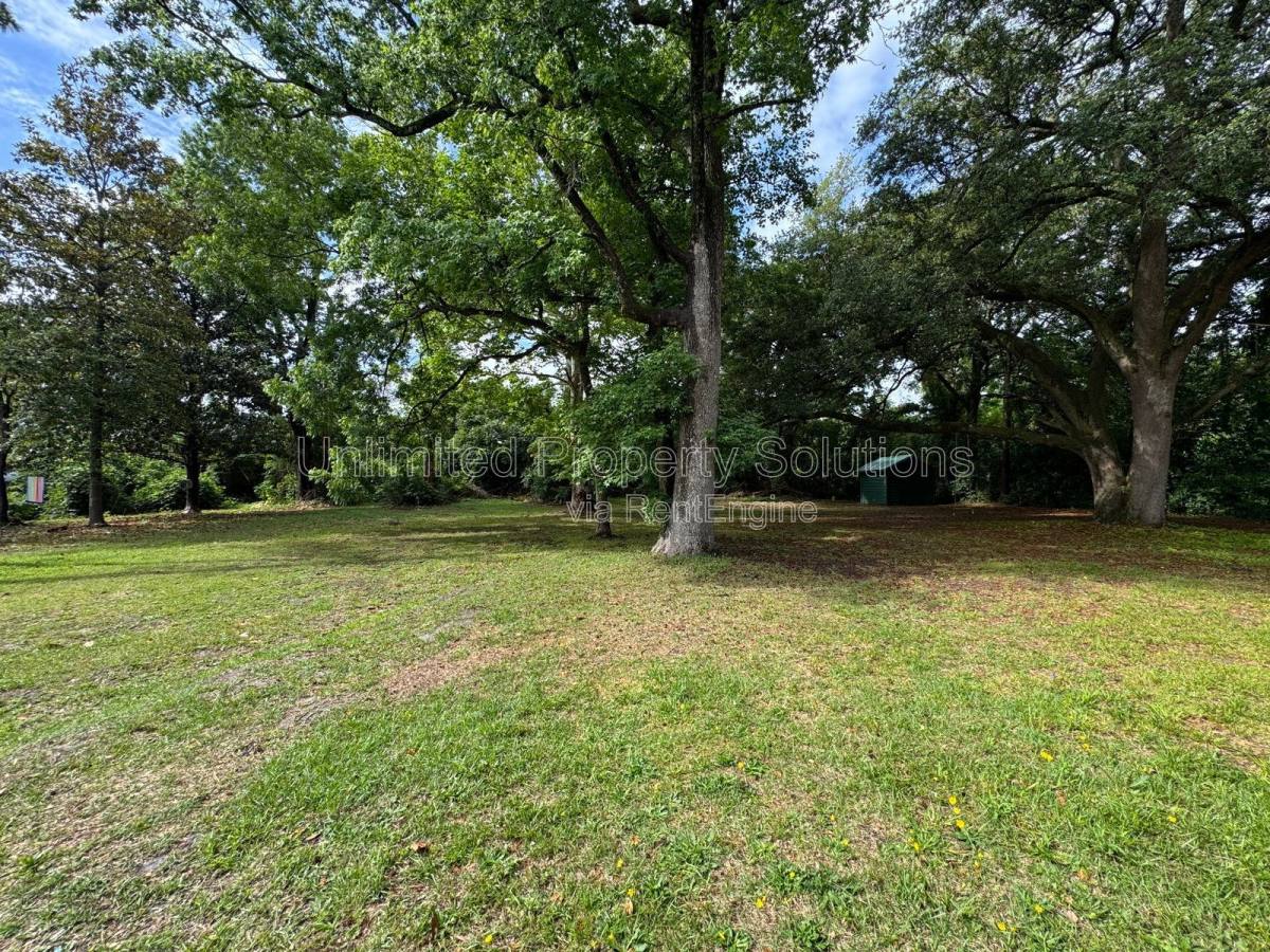 House for rent at 4938 Wrightsville Ave, Wilmington, NC 28403