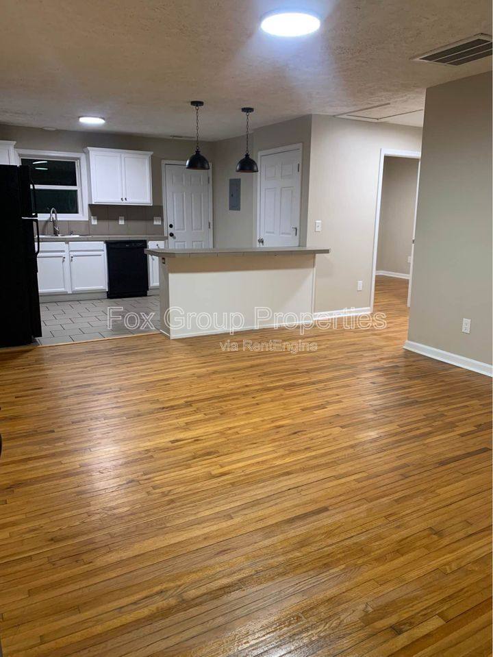House for rent at 405 E J St, Newton, NC 28658
