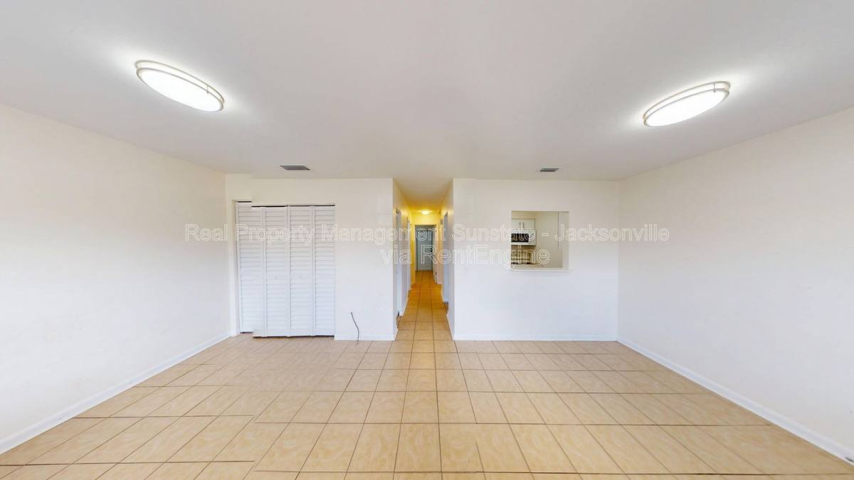 Apartment for rent at 1010 Bronson St #12, Palatka, FL 32177