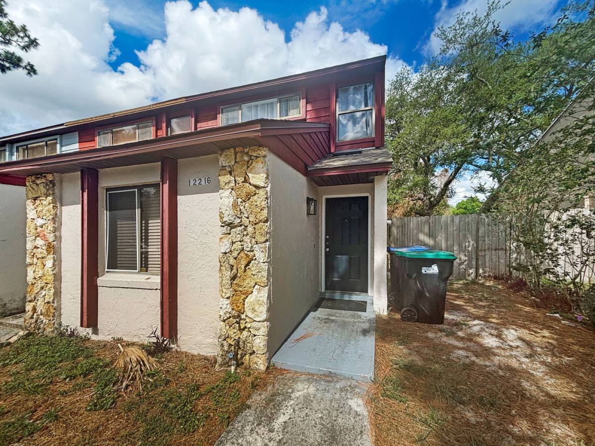 Apartment for rent at 12216 Fox Hound Lane, Orlando, FL 32826