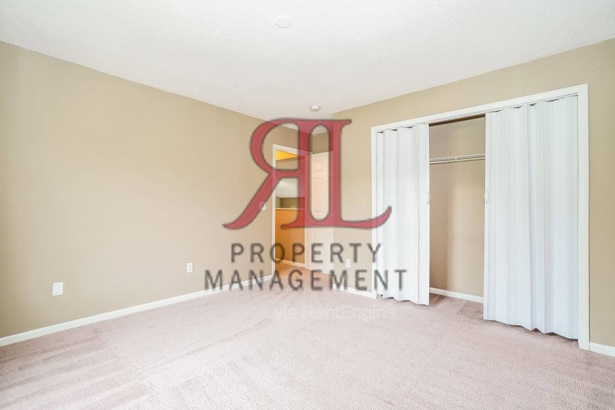 Apartment for rent at 1640 Butterfly Court, Columbus, OH 43223