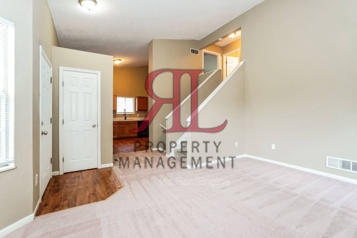 Apartment for rent at 1640 Butterfly Court, Columbus, OH 43223