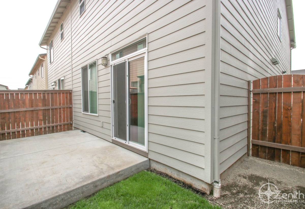 Townhouse for rent at 11517 NE 125th Ave, Vancouver, WA 98682