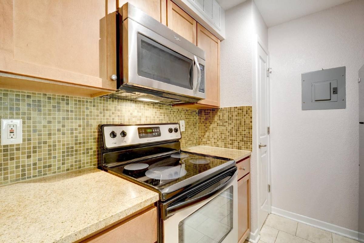 Condo for rent at 3204 Menchaca Rd #712, Austin, TX 78704