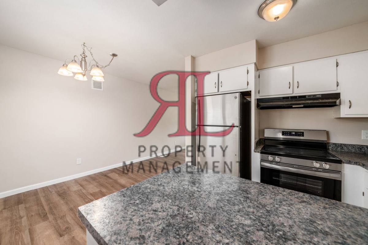 Apartment for rent at 998 Hillery Rd, Columbus, OH 43229