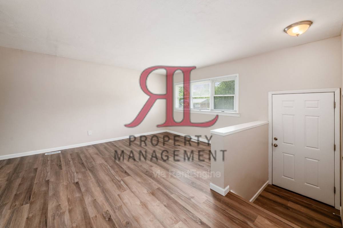 Apartment for rent at 998 Hillery Rd, Columbus, OH 43229