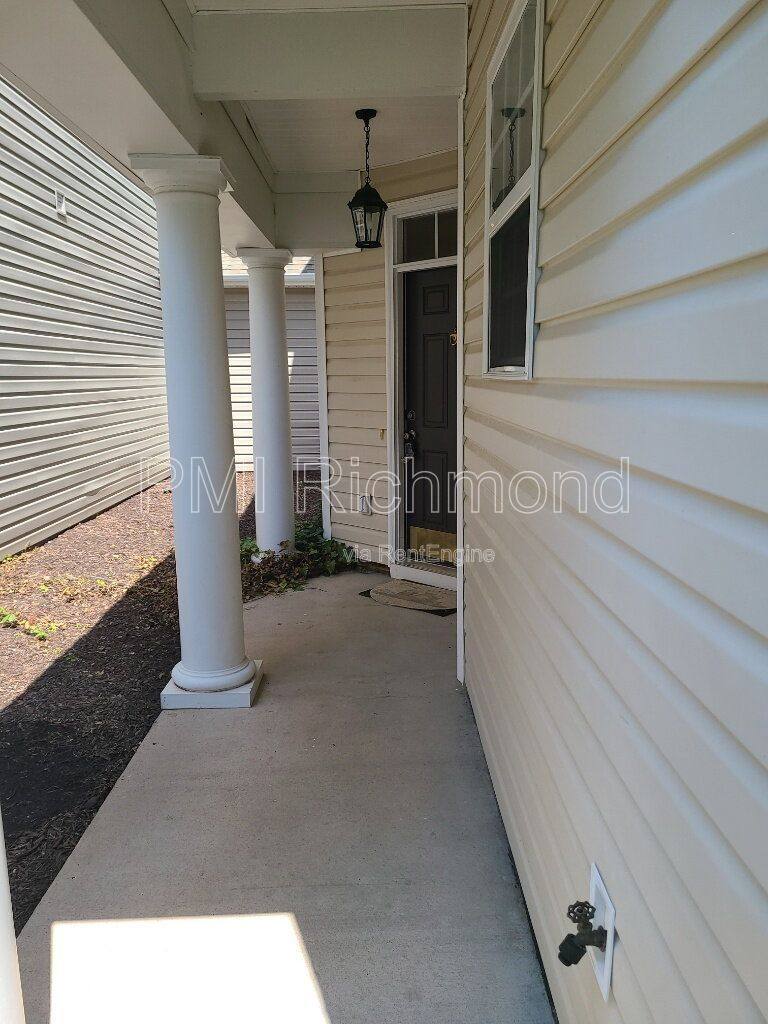Townhouse for rent at 1252 Providence Knoll Dr, Richmond, VA 23236