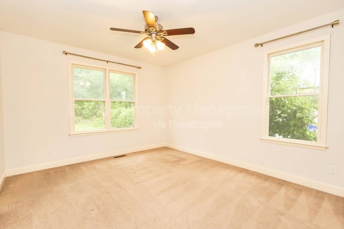 House for rent at 226 N Hickory St, Chattanooga, TN 37404