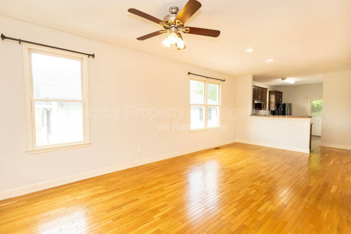 House for rent at 226 N Hickory St, Chattanooga, TN 37404