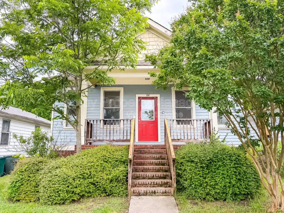 House for rent at 226 N Hickory St, Chattanooga, TN 37404