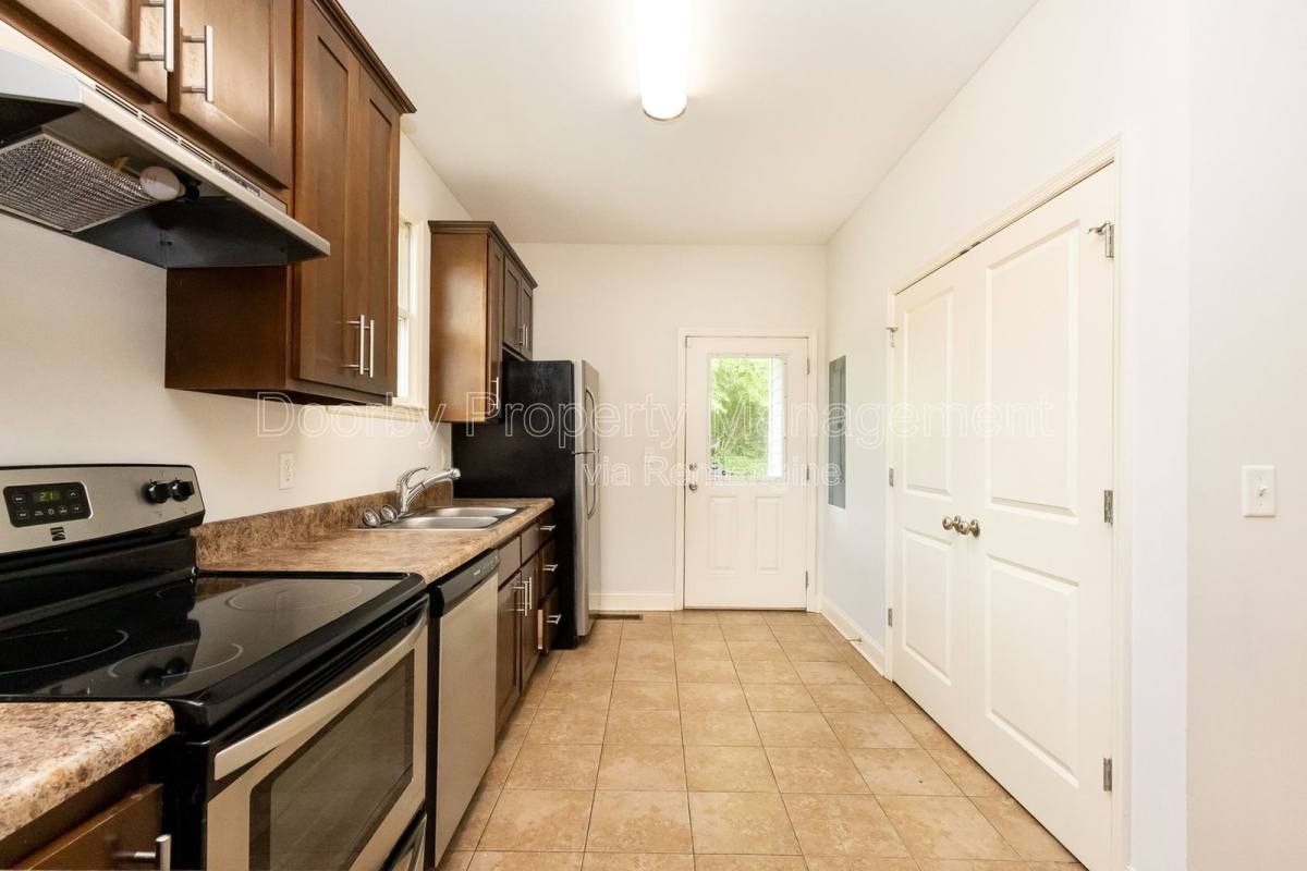 House for rent at 226 N Hickory St, Chattanooga, TN 37404