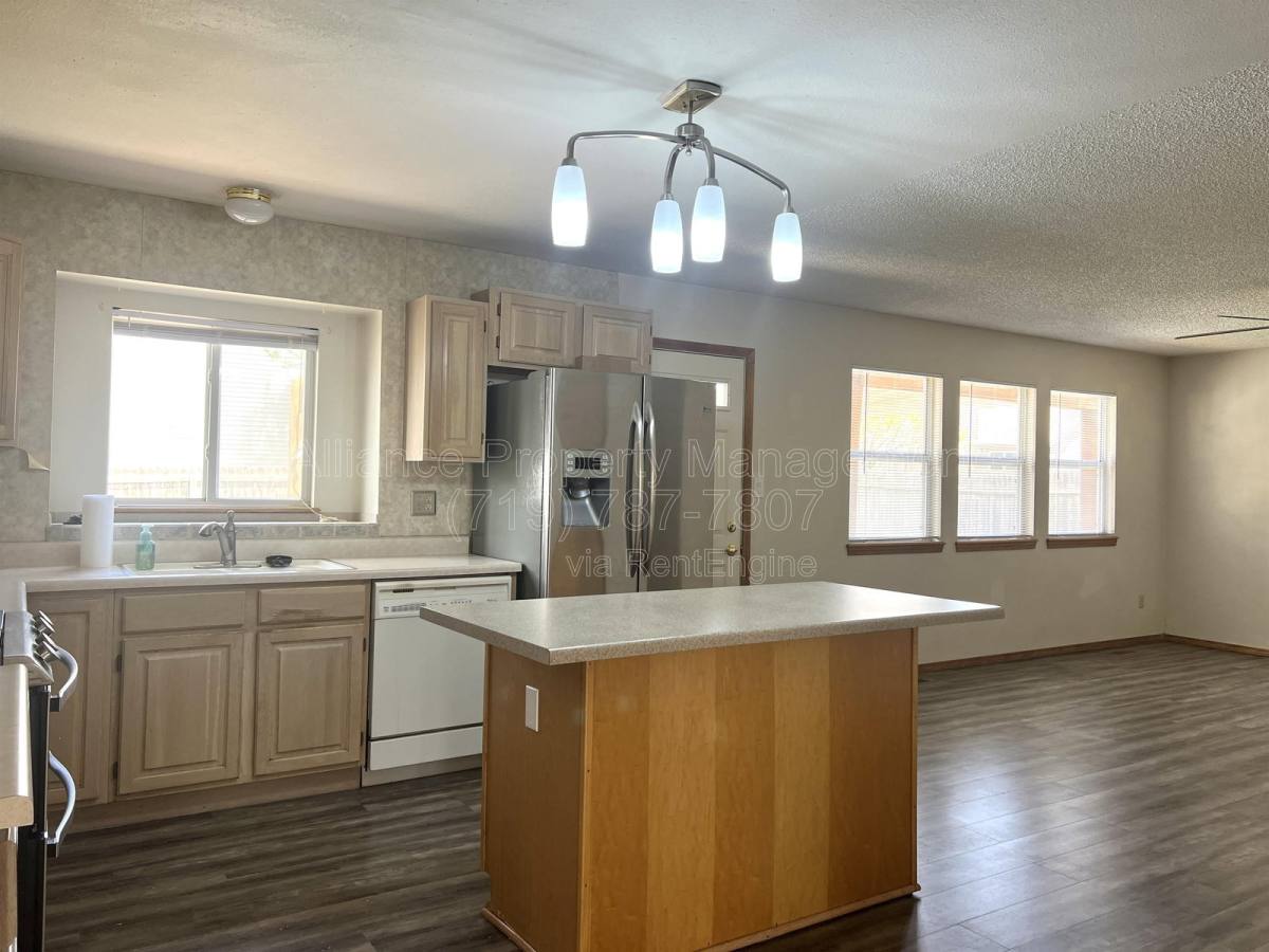 House for rent at 6436 Peak Vista Circle, Colorado Springs, CO 80918