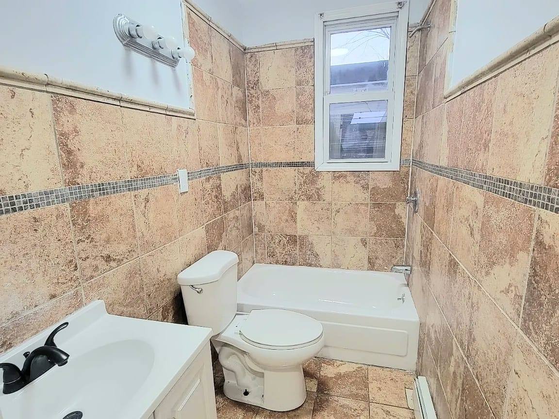 Apartment for rent at 10 Rodwell Ave #1C, Irvington, NJ 07111