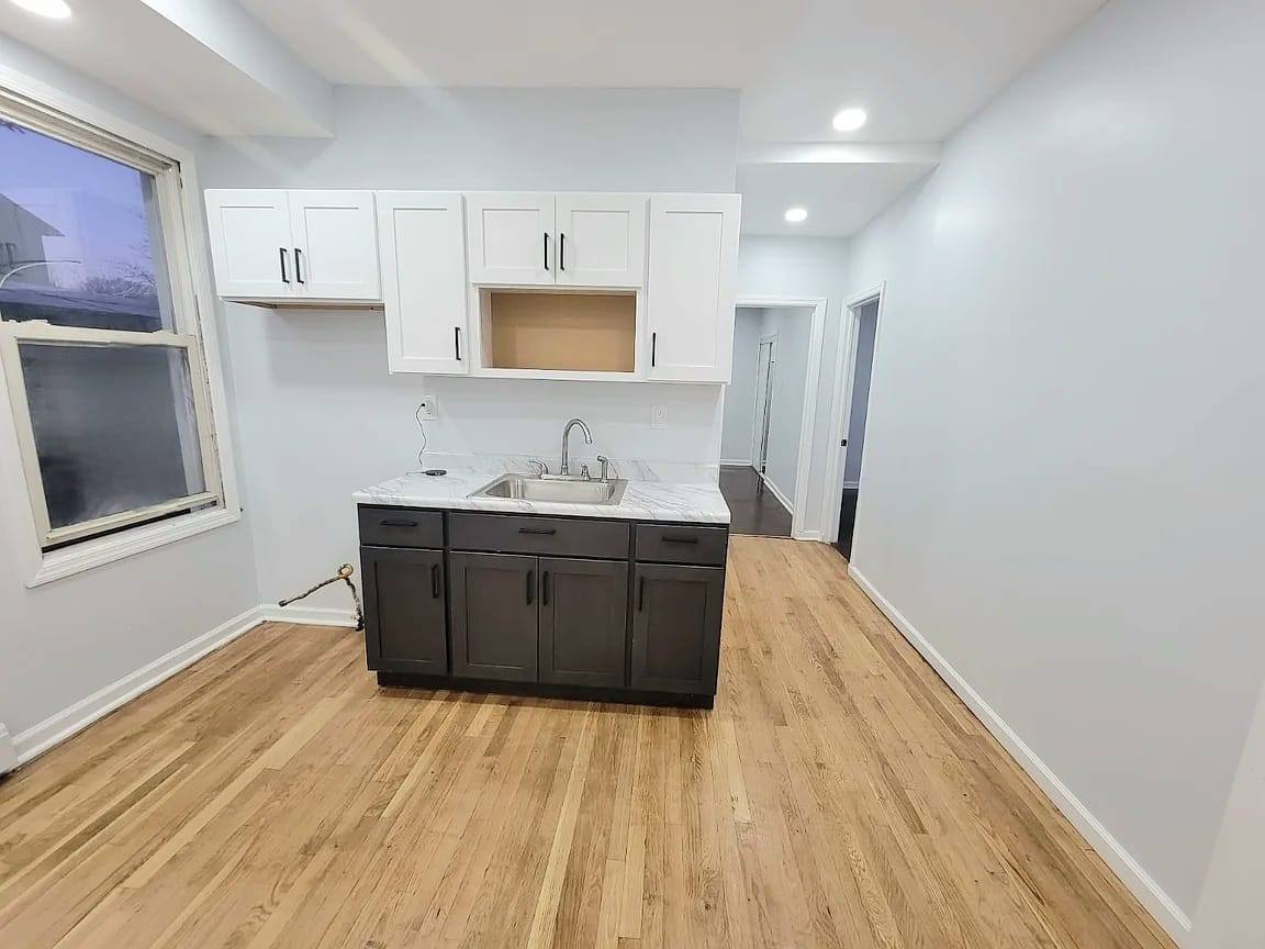 Apartment for rent at 10 Rodwell Ave #1C, Irvington, NJ 07111
