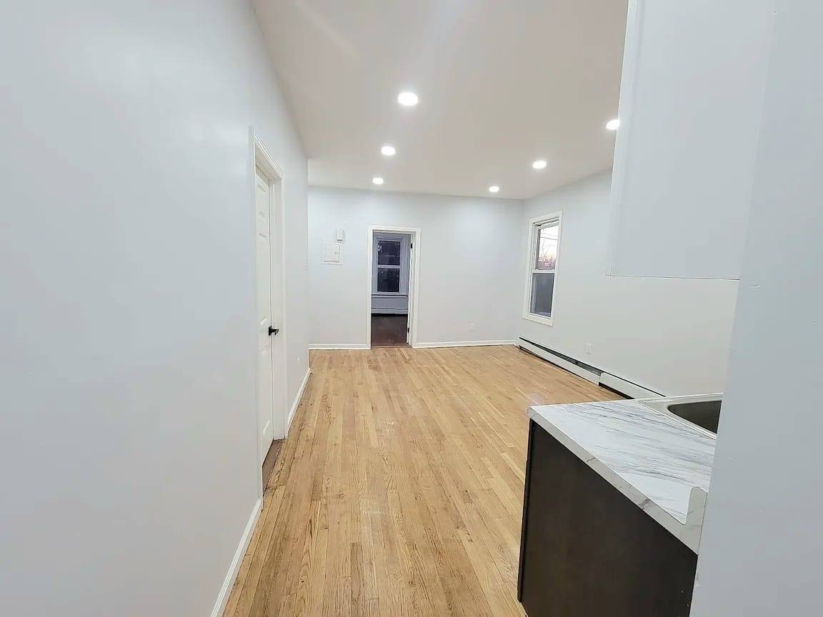 Apartment for rent at 10 Rodwell Ave #1C, Irvington, NJ 07111