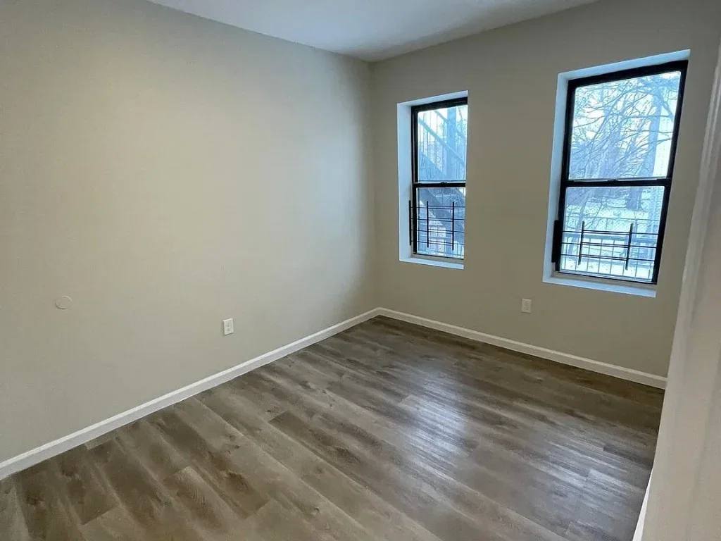 Apartment for rent at 383-385 Avon Ave #3R, Newark, NJ 07108