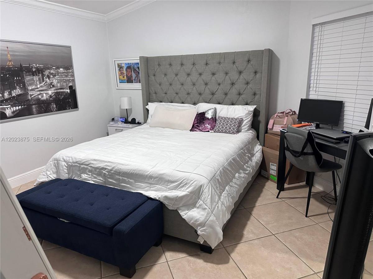 Townhouse for rent at 15205 SW 48th Terrace, Miami, FL 33185