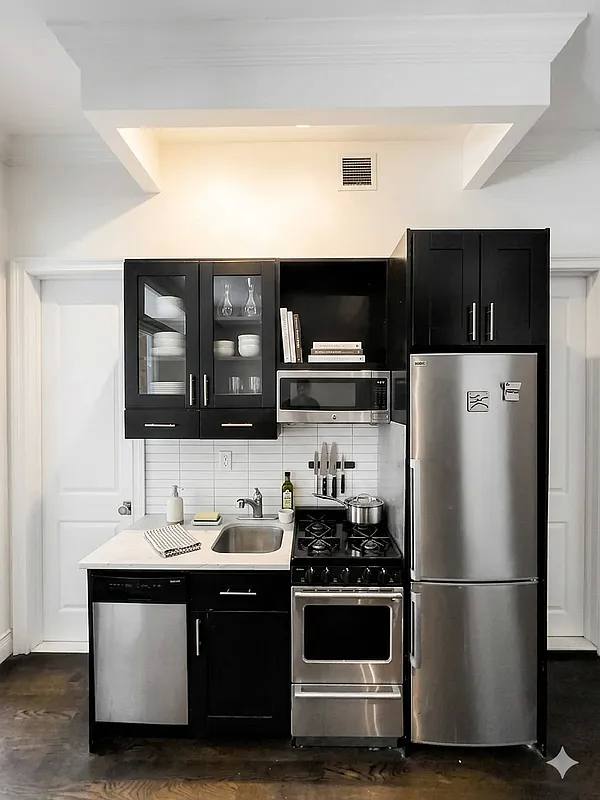 Apartment for rent at 350 3rd Ave #2C, New York, NY 10010