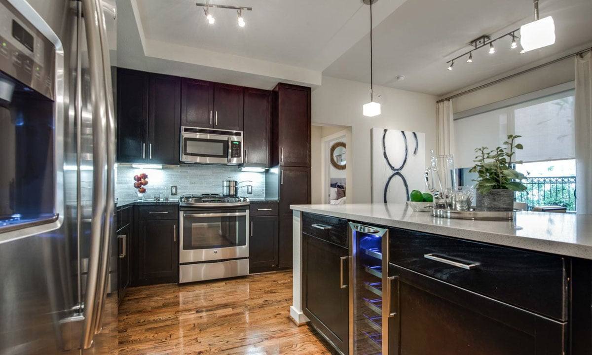 Apartment for rent at 500 Crawford St, Houston, TX 77002