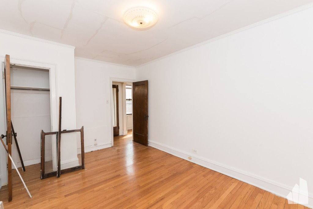 Apartment for rent at 2619 W Berwyn Ave #3B, Chicago, IL 60625